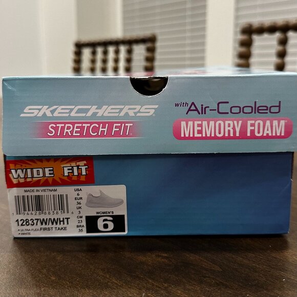 Skechers Women's Ultra Flex-First Take Sneaker - White - 6 wide - Picture 8 of 8
